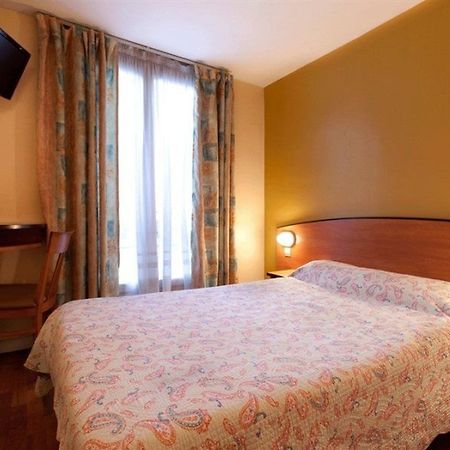 Hibiscus Republique Hotel Paris Bagian luar foto